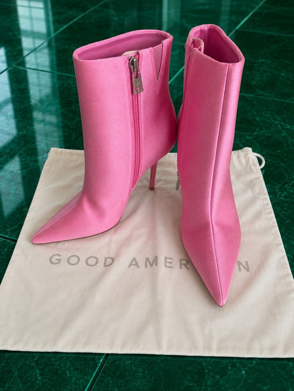 ✨️✨️ Good American Pink Satin Pointed Stiletto Ankle Boots